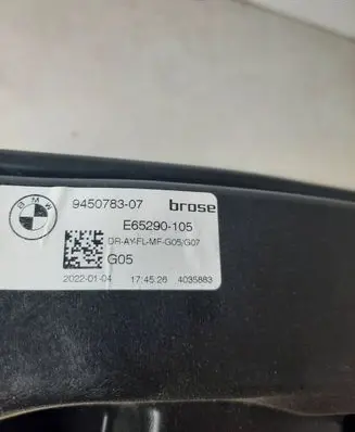 BMW X5 G05 Front door window regulator with motor 9450783