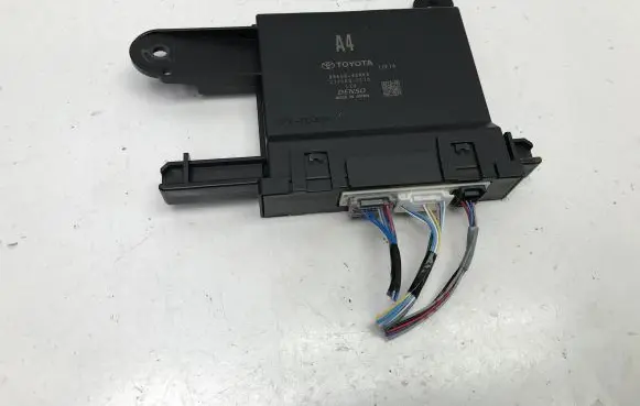 Toyota RAV 4 (XA50) Other control units/modules 8865042A40 2775009170