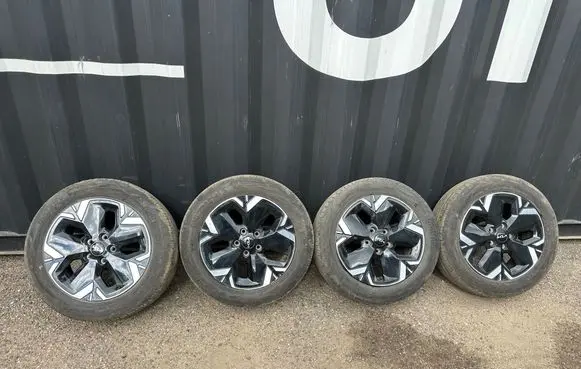 KIA Niro R17 carbon fiber rim 