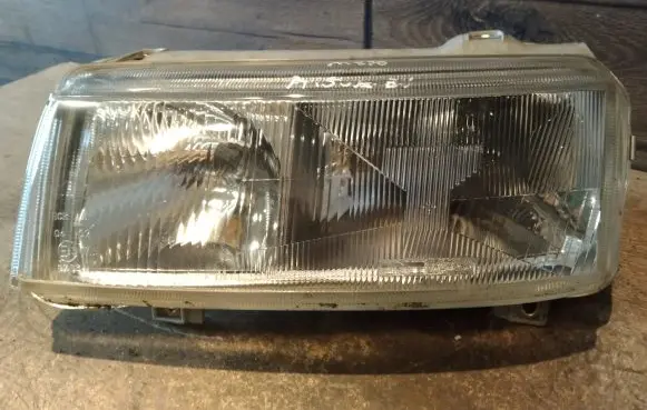 Volkswagen PASSAT B4 Headlight/headlamp