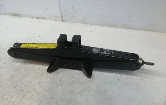 Toyota Avensis T250 Lift Jack 0911105031