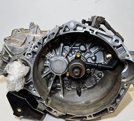 Hyundai Kona I Manual 6 speed gearbox ZE47 ZE47LU