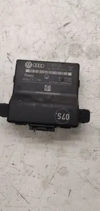 Volkswagen PASSAT B6 Gateway control module 3C0907530C 3C0907951A