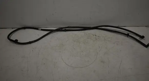 BMW X5 E70 Windshield washer fluid hose 