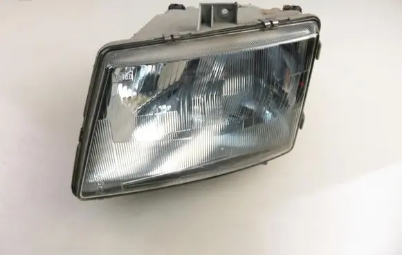 Mercedes-Benz Vito Viano W638 Headlight/headlamp 6388200061