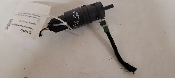BMW 3 F30 F35 F31 Windscreen/windshield washer pump 730258801