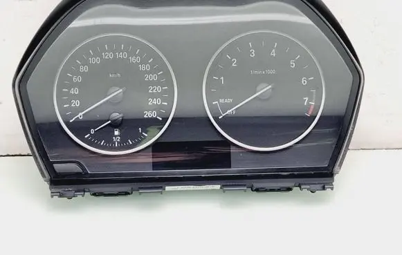 BMW 1 F20 F21 Speedometer (instrument cluster) 62109287447