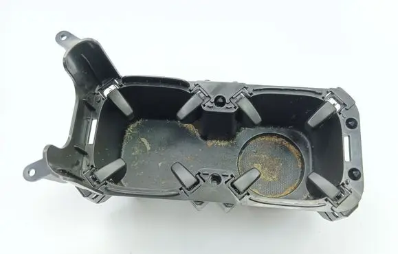 Cup holder front