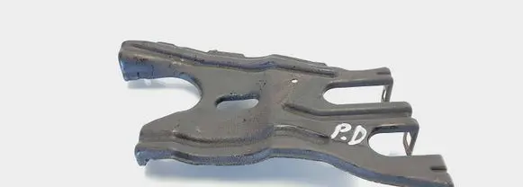 Mercedes-Benz C W203 Radiator mount bracket