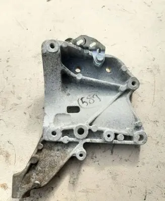 Jeep Compass Engine mounting bracket 05281431AA
