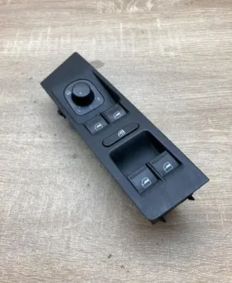 Volkswagen Golf V Electric window control switch 1K4959857B 1K0959565L