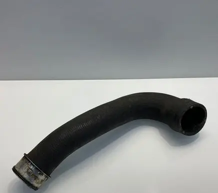 Intercooler hose/pipe