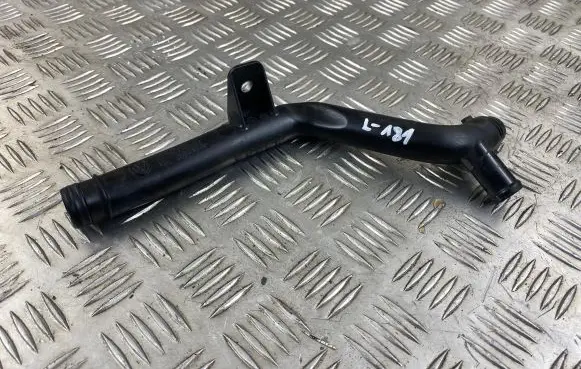 Audi Q5 SQ5 Engine coolant pipe/hose 03L121065K