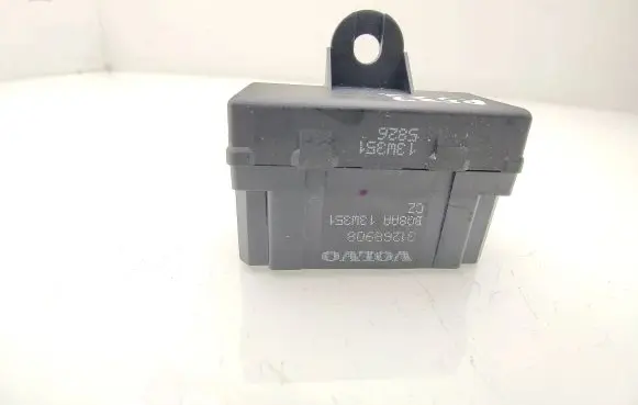 Volvo V40 Seat heating relay 31268908 13W351