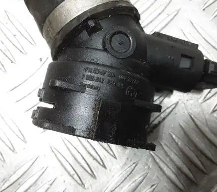 BMW 1 E81 E87 Engine coolant pipe/hose 7525642 PA66GF30