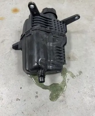 BMW X1 U11 Coolant expansion tank/reservoir 5A14989
