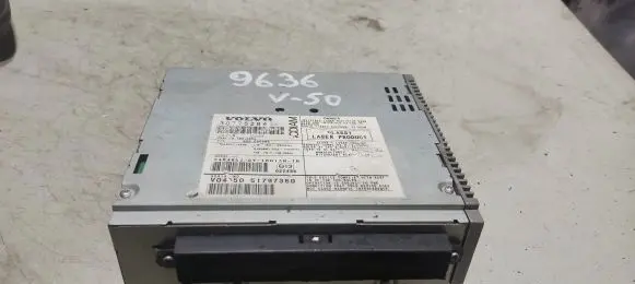 Volvo V50 Navigation unit CD/DVD player 30775284 51797360 V435JDY15D11M