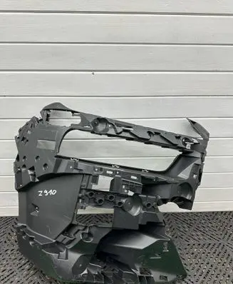 BMW 7 G70 Front bumper mounting bracket 5A67222 15857711