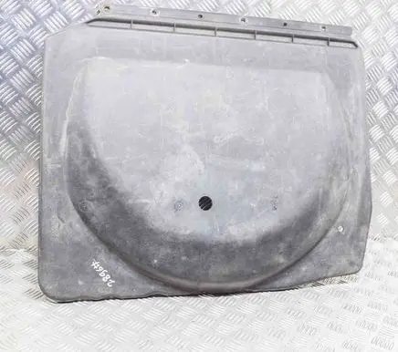 Mercedes-Benz SLC C107 Spare wheel section trim A1076930033 1076930033