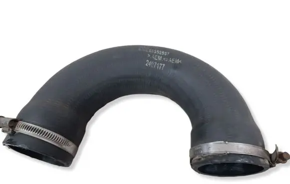 Opel Vectra C Intercooler hose/pipe 2407177 55352567