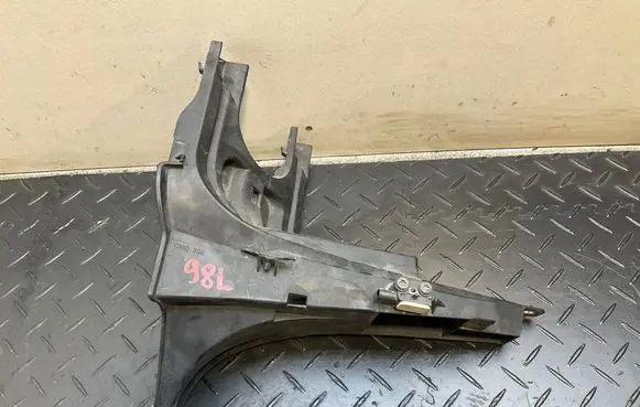 BMW X5 E70 Headlight/headlamp mounting bracket 7157983 9152262