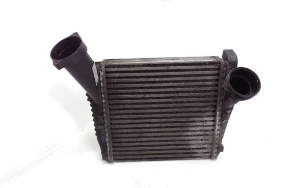 Audi Q7 4L Intercooler radiator 7L6145803C