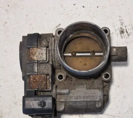Volkswagen Golf IV Throttle valve 03C133062A