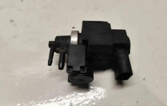 Audi A6 S6 C6 4F Turbo solenoid valve 059906629A