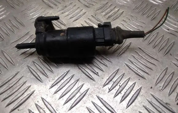 Renault Megane I Windscreen/windshield washer pump 7700821782