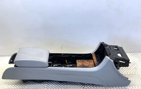 Jaguar XF Center console 