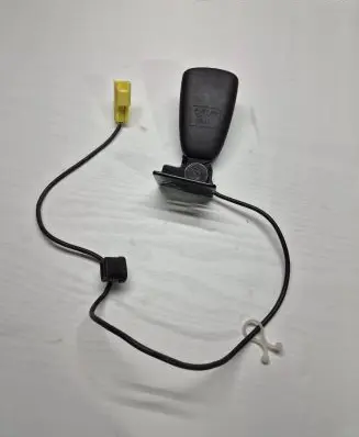 Volvo C30 Rear seatbelt buckle 918462