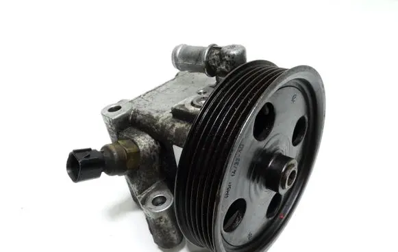 Ford Focus Power steering pump 