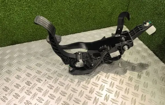 Brake pedal