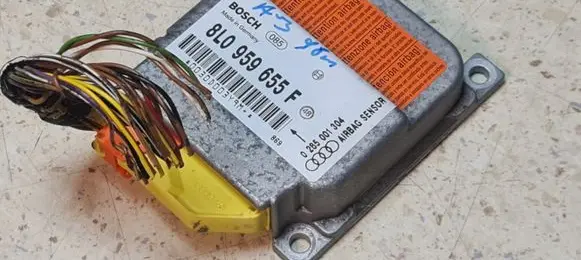 Audi A3 S3 8L Airbag control unit/module 8L0959655F 0285001304