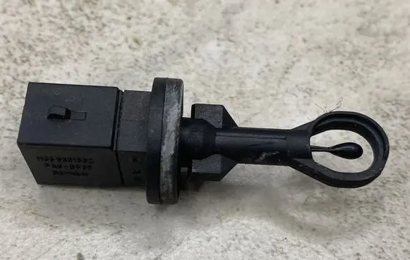 Audi A4 S4 B6 8E 8H Interior temperature sensor 8E0820539