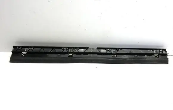 BMW M4 G82 G83 Radiator trim 9501842