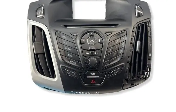 Ford Focus Radio/CD/DVD/GPS head unit AM5T18K811CE 728A8285 331411000