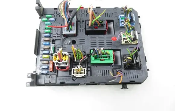 Citroen C4 Grand Picasso Central body control module 966405908001