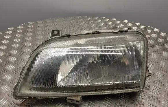 Volkswagen Sharan Headlight/headlamp 1305235254