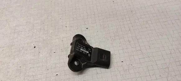 Skoda Octavia Mk2 (1Z) Air pressure sensor 0261230095 03C906051