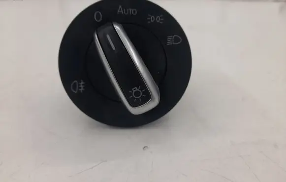 Volkswagen PASSAT B7 Light switch 3C8941431