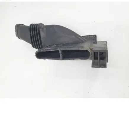 Volvo XC70 Air intake duct part 30741368 BT7RA