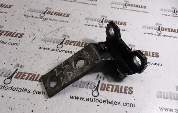Lexus LS 430 Front door lower hinge 
