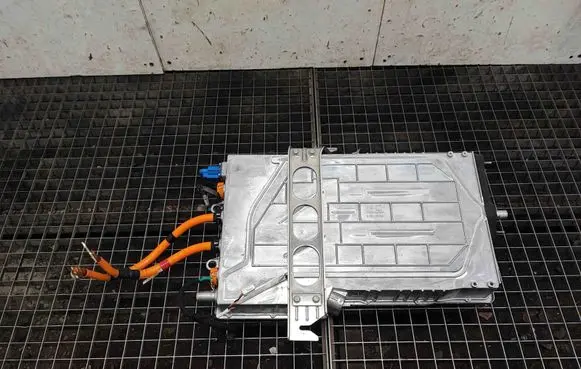 Tesla Model X Voltage converter inverter 103825100E 105513900E