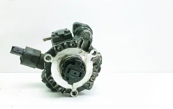 Ford Focus Fuel injection high pressure pump 9685705080 A2C27100268 5WS40380