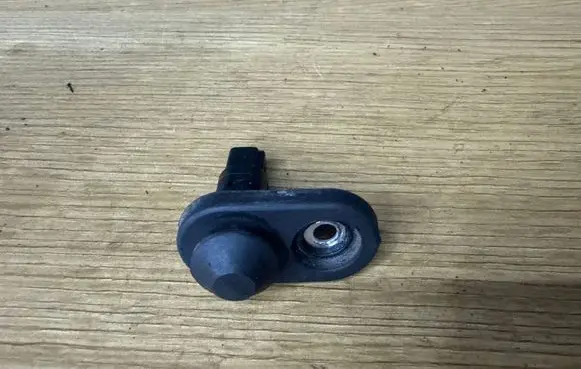 Toyota Auris 150 Front door sensor L73