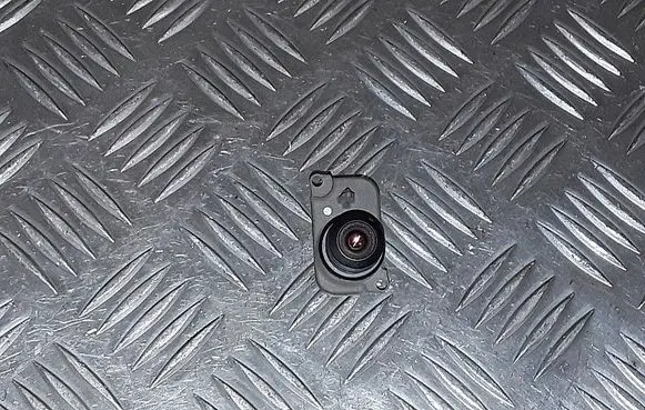 Tesla Model Y Reversing camera V83BL