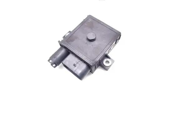 Chrysler 300 - 300C Glow plug pre-heat relay A6421532079
