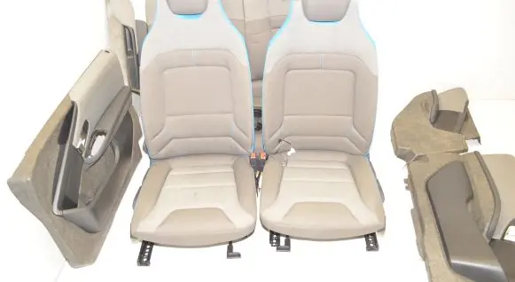 Seat set