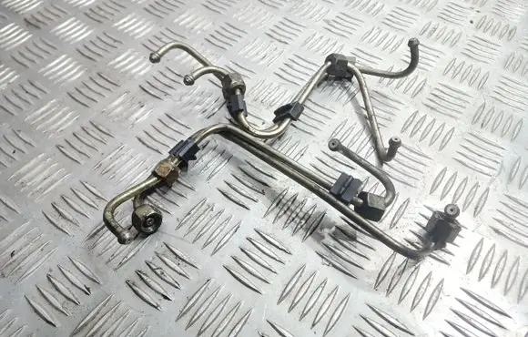 Renault Megane I Fuel injector supply line/pipe 